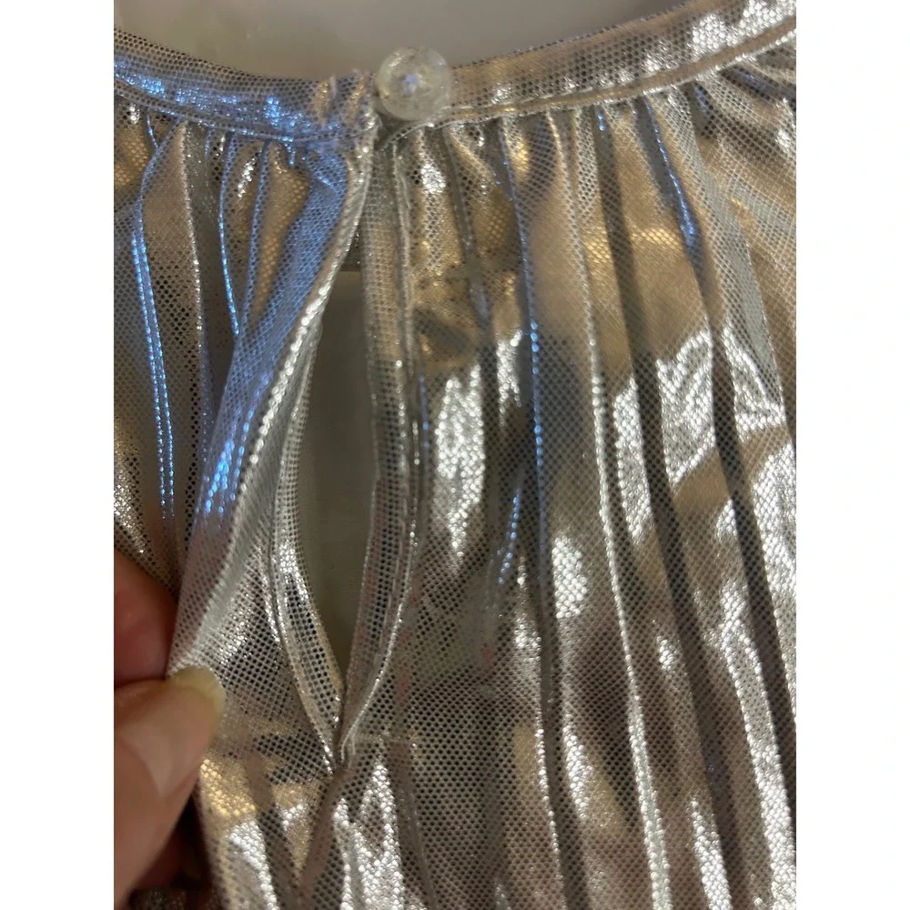 OshKosh B'gosh Girls Silver Metallic Pleated Dress - Size 12M‎ - NWT
